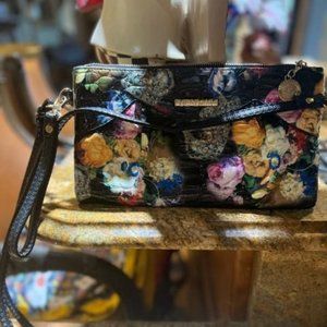 Shiny Floral Fuerdanni Excellent Condition Crossbody Clutch Wristlet Zip Divider